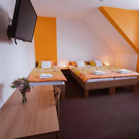 게스트하우스 Relax Pelikan Hluboká nad Vltavou