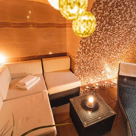 Relax Pelikan 4* Hluboká nad Vltavou