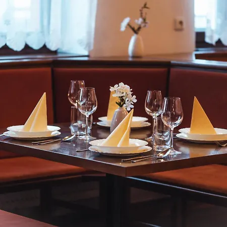 Relax Pelikan Gasthof 4*