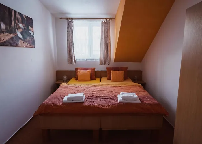 Relax Pelikan 4* Глубока-над-Влтавой